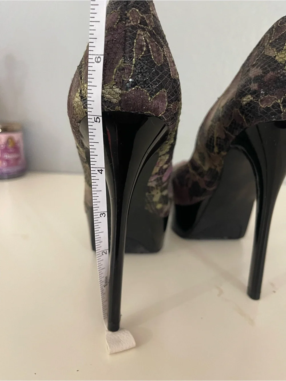 Women's Purple Floral Lace Peep-Toe Platform Pumps